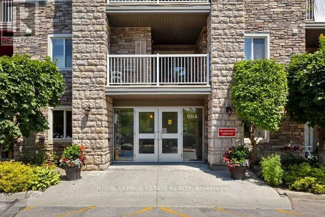 325 - 684 WARDEN AVENUE