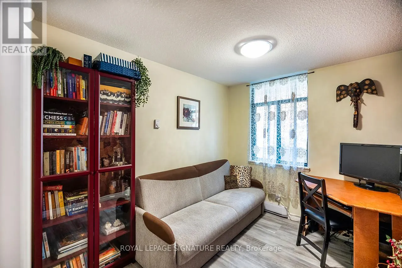 4203 - 50 OLD KINGSTON ROAD
