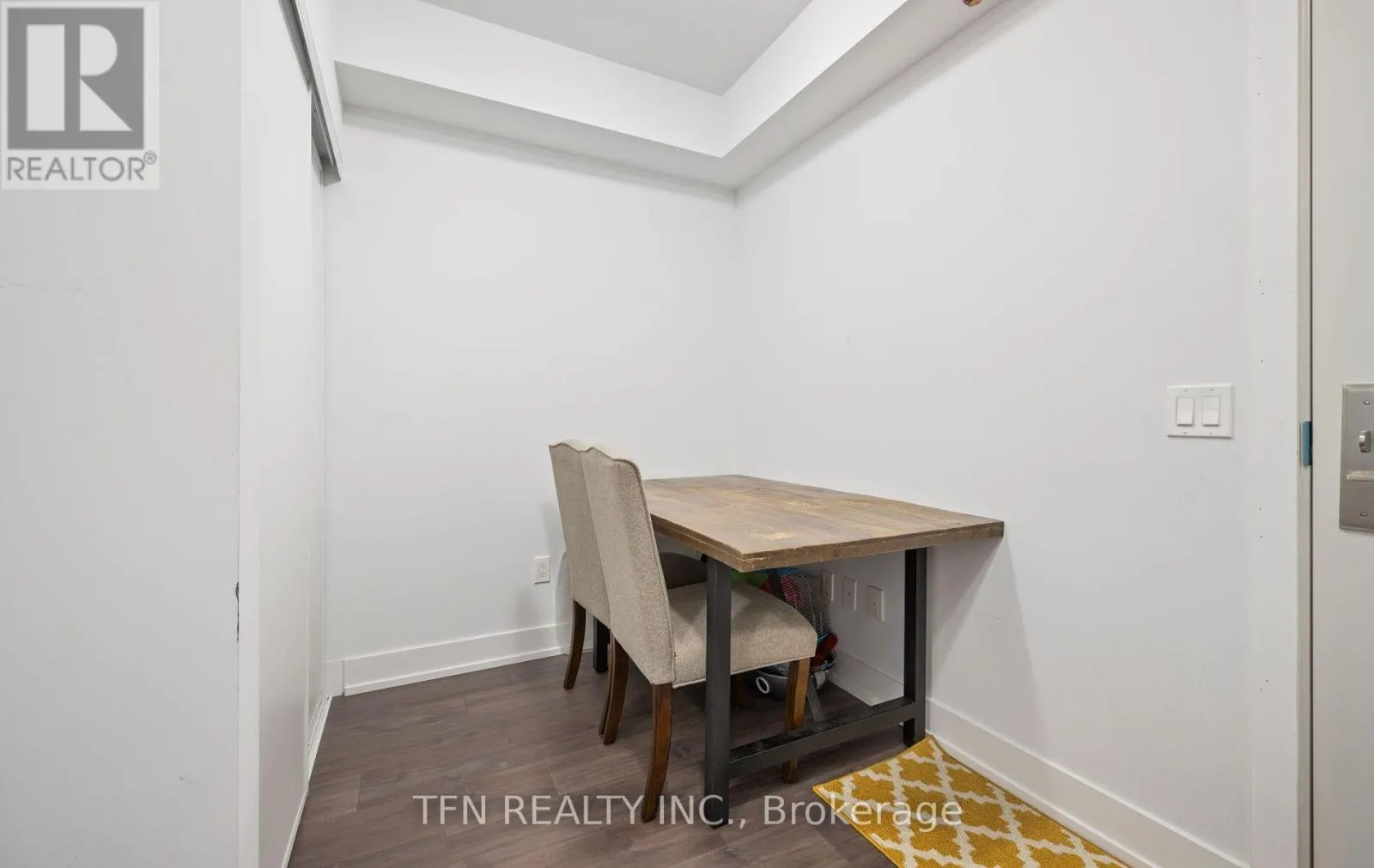 219 - 2550 SIMCOE STREET N