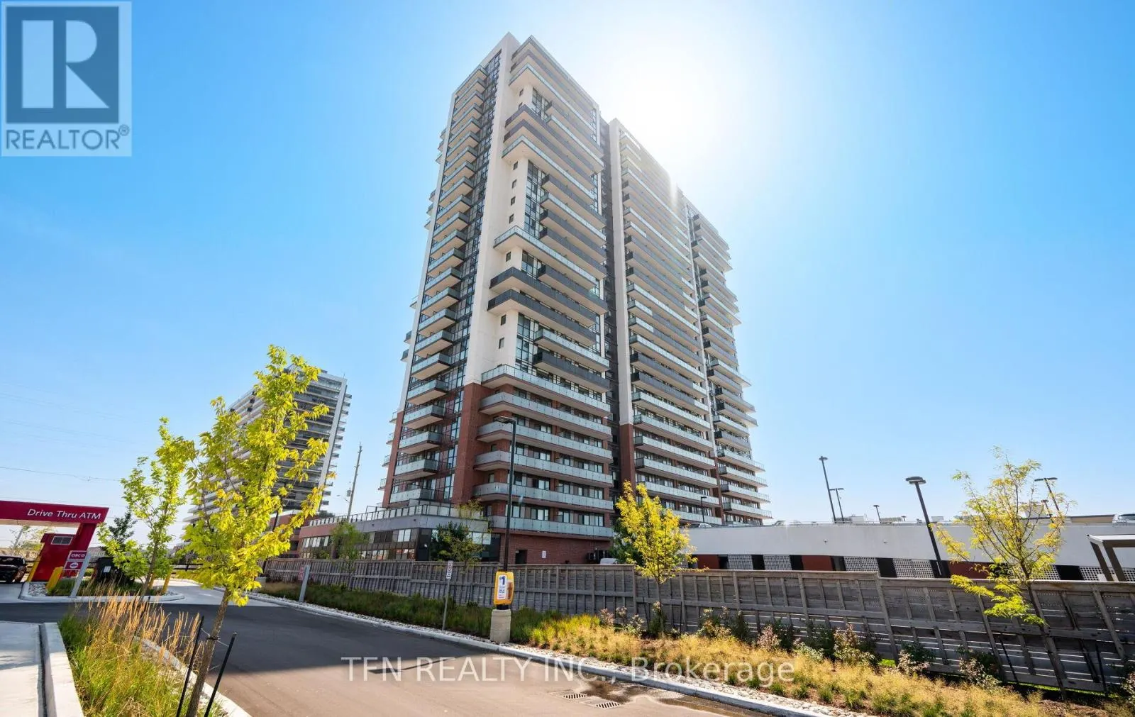 219 - 2550 SIMCOE STREET N