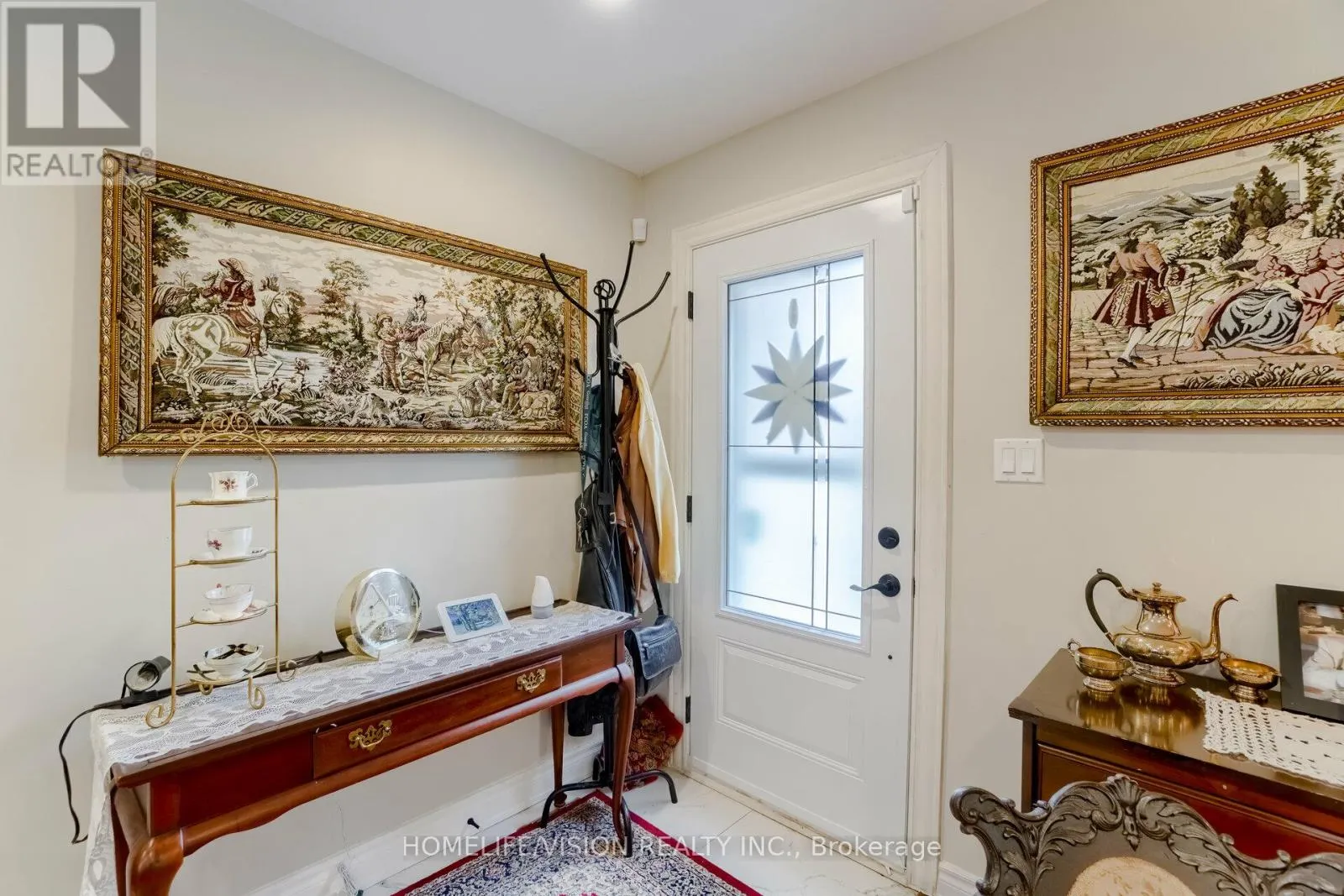 44 ARMITAGE DRIVE
