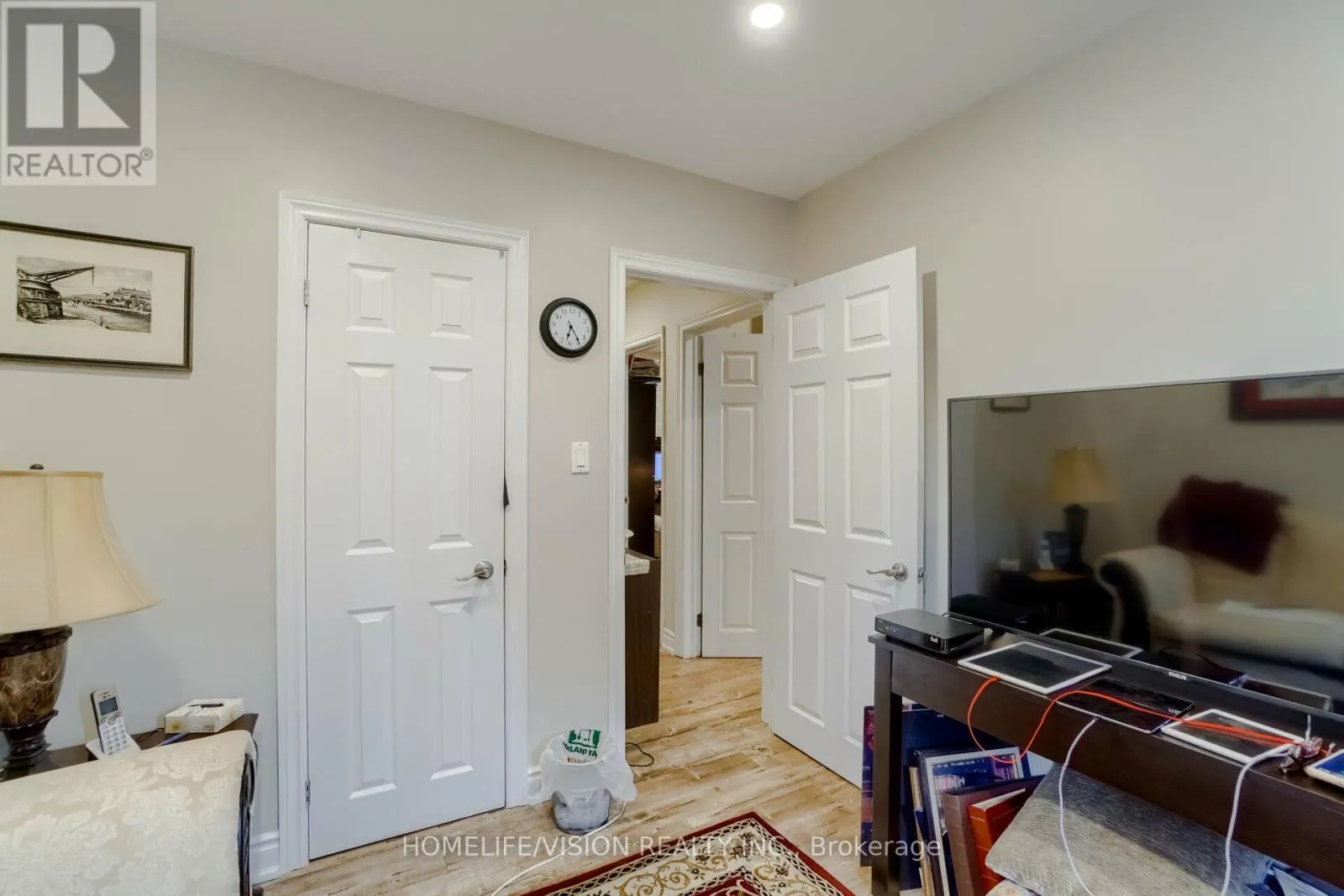 44 ARMITAGE DRIVE