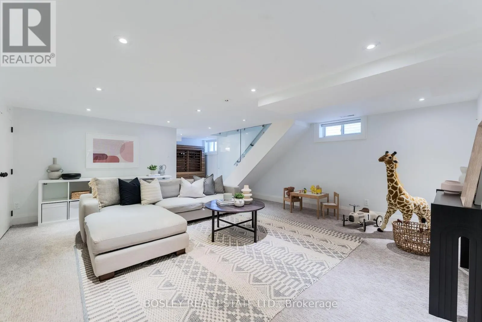 84 BLANTYRE AVENUE