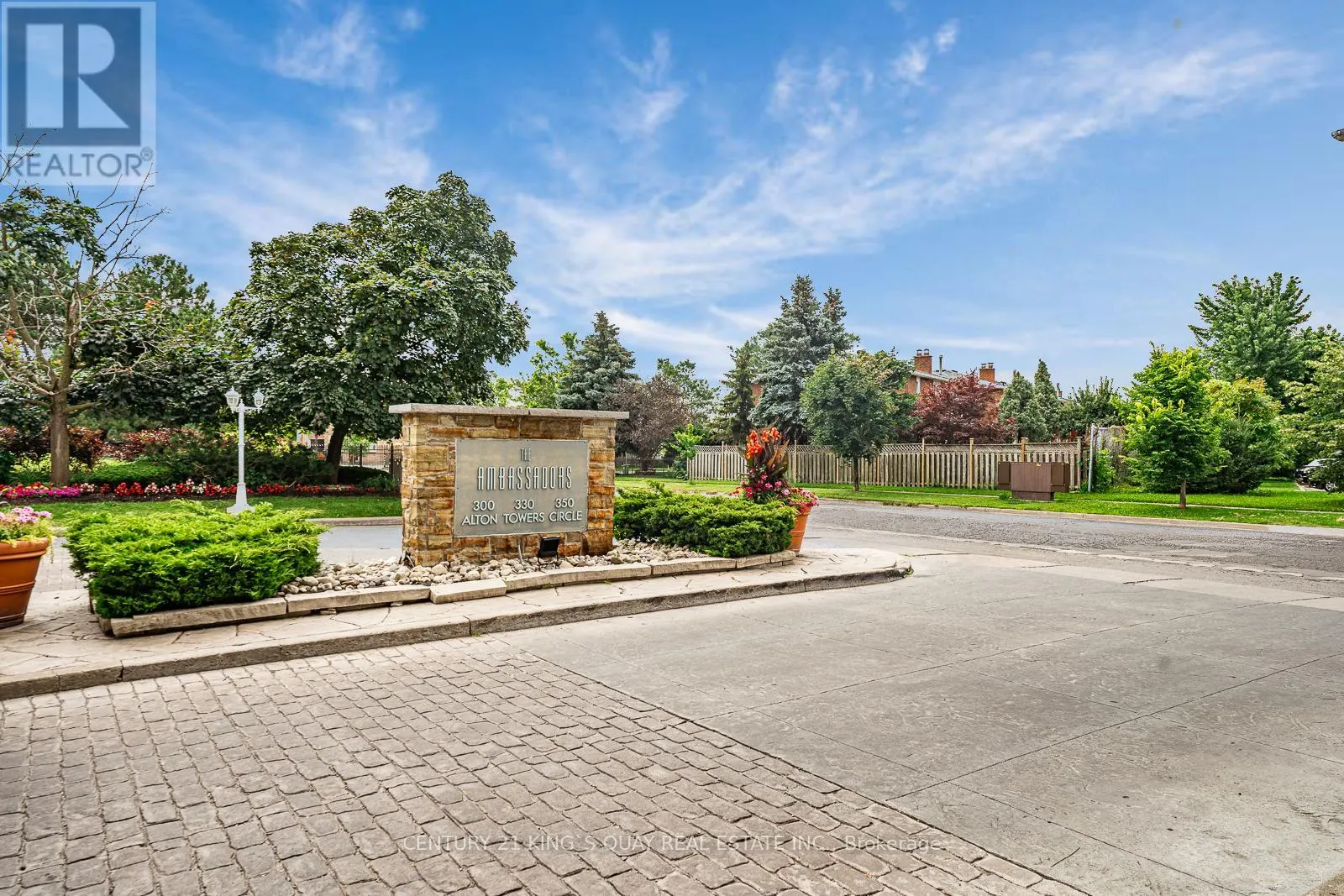 401 - 350 ALTON TOWERS CIRCLE