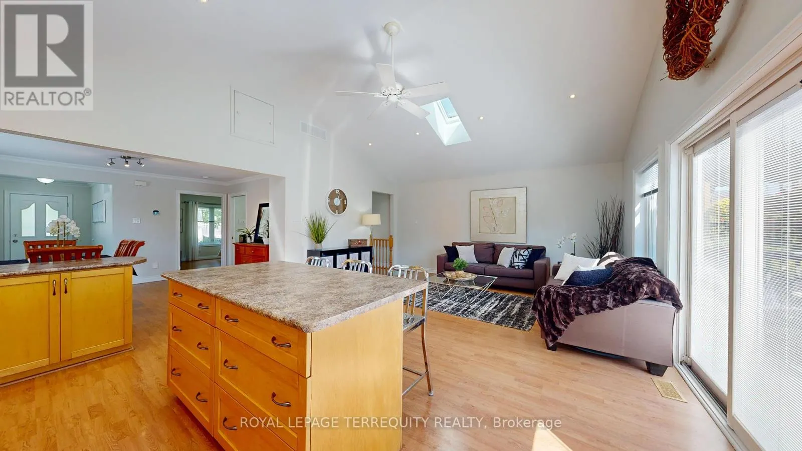 49 FURNIVAL ROAD