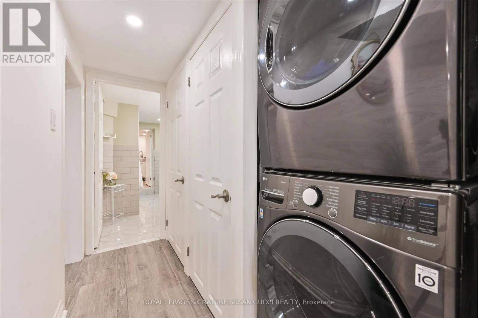 156 LINSMORE CRESCENT