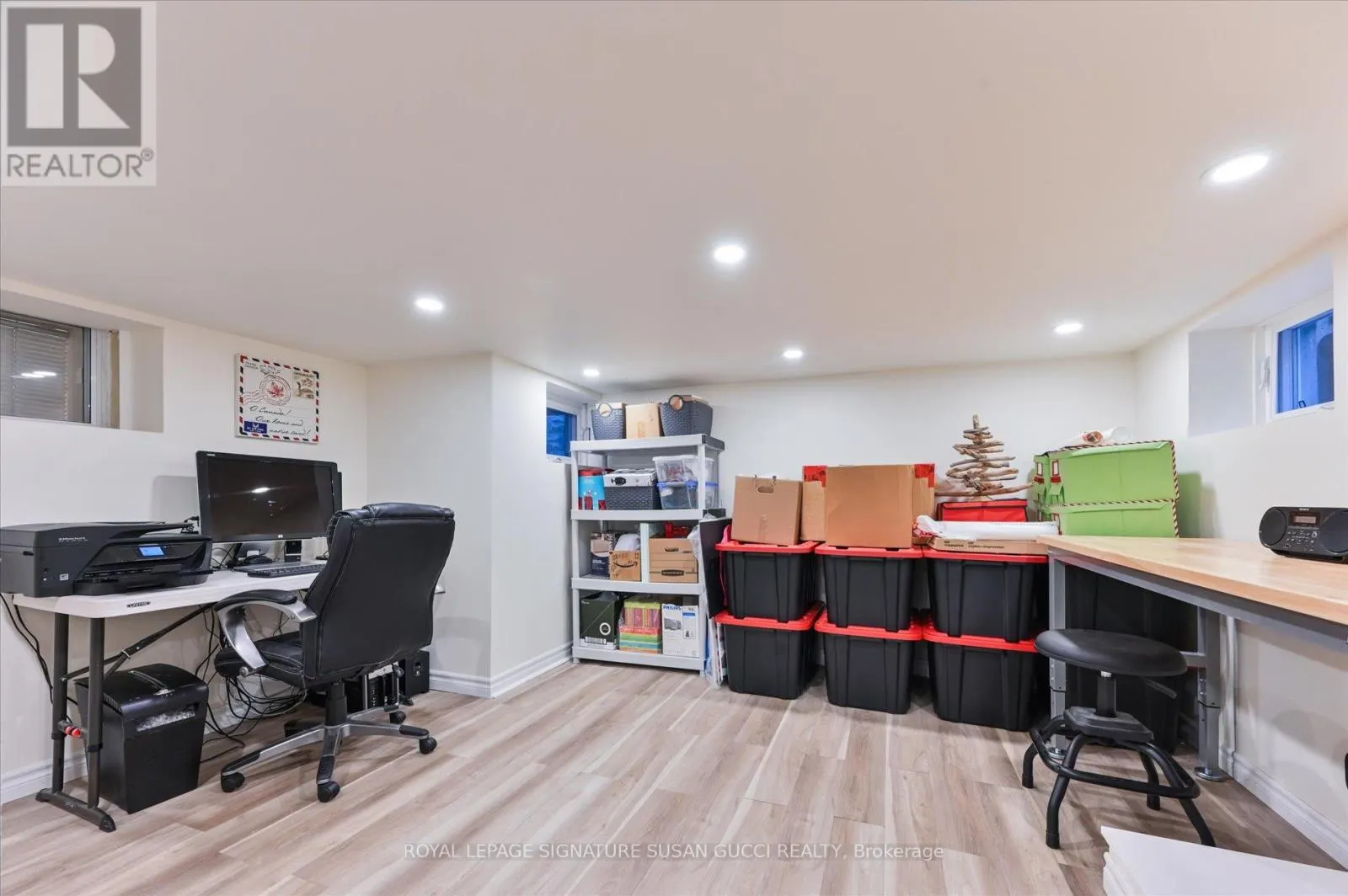 156 LINSMORE CRESCENT