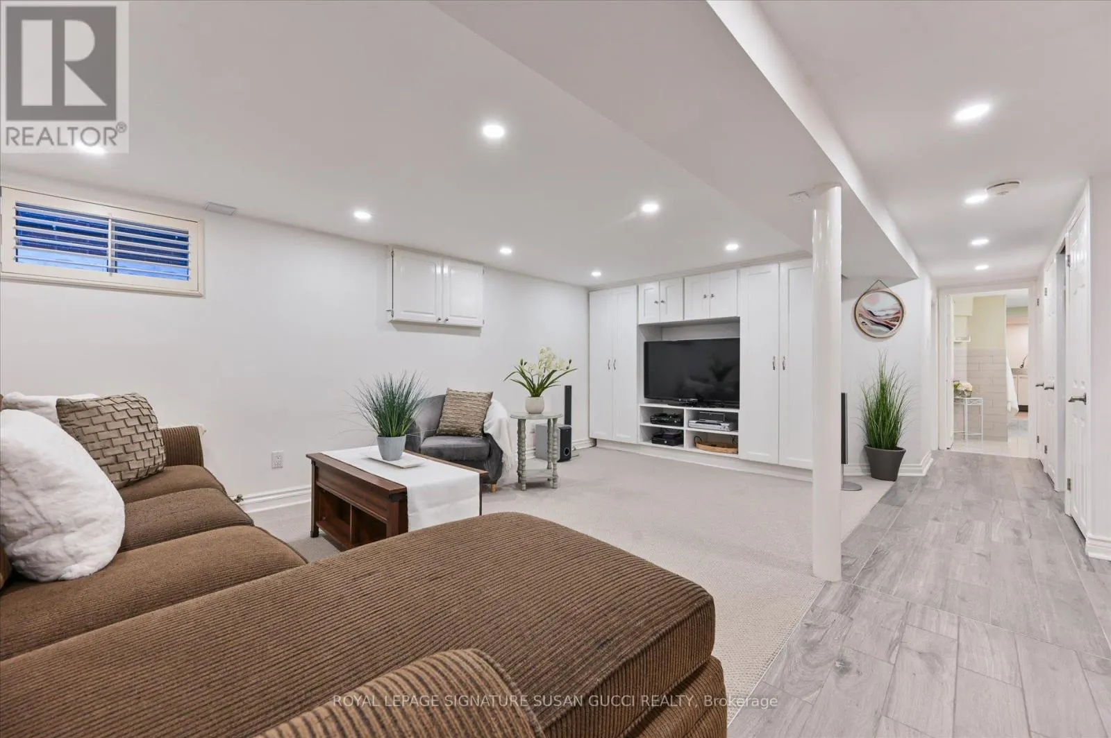 156 LINSMORE CRESCENT
