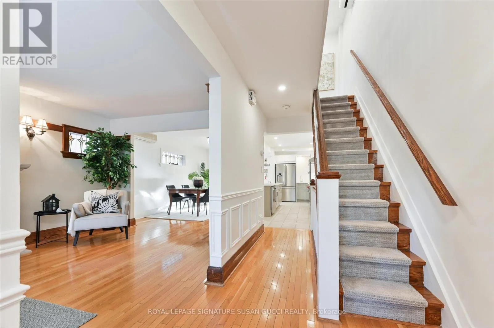 156 LINSMORE CRESCENT