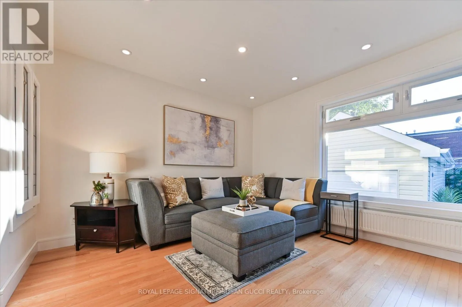 156 LINSMORE CRESCENT