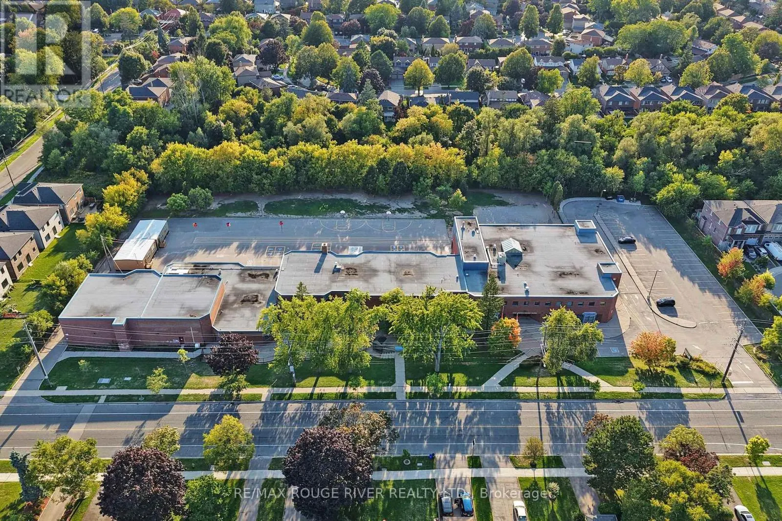 16 HAVILAND DRIVE