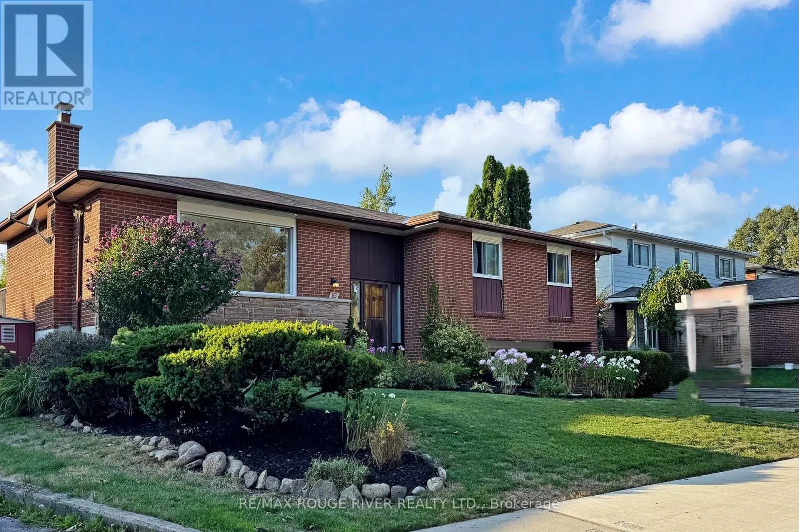 16 HAVILAND DRIVE