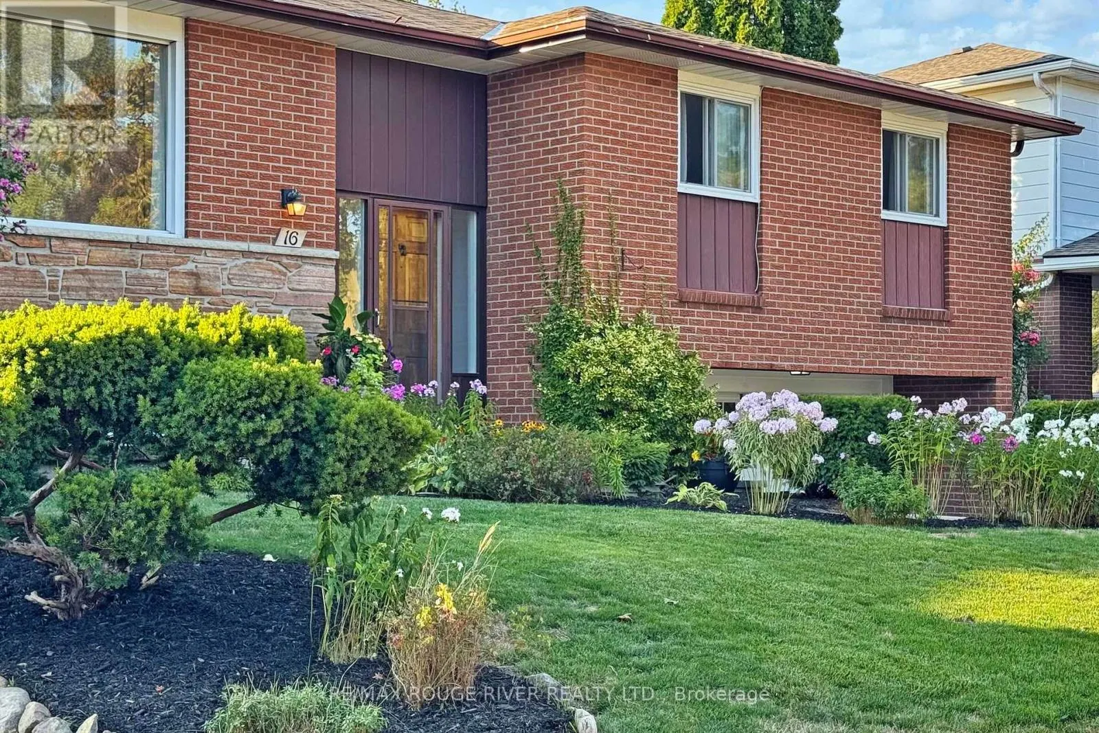 16 HAVILAND DRIVE