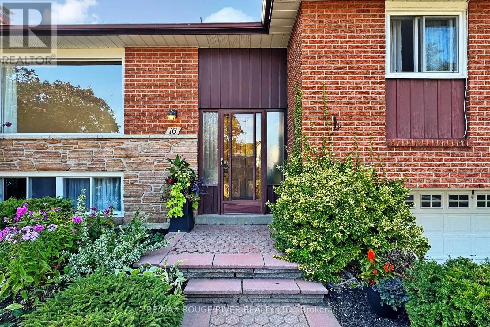 16 HAVILAND DRIVE