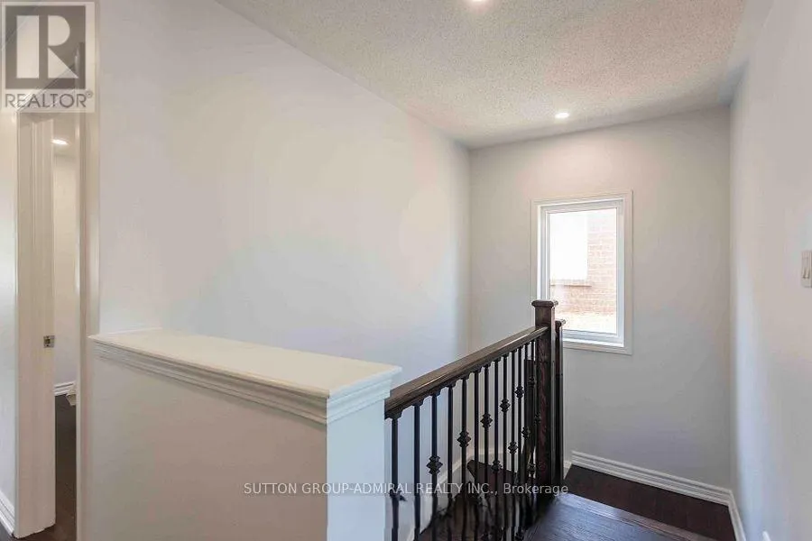 81 TRUMPETER STREET