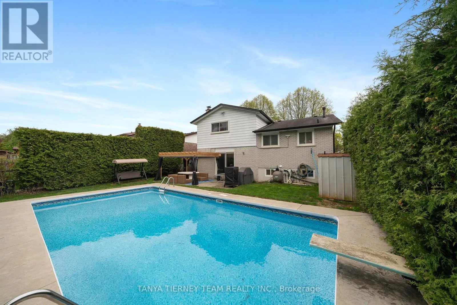 728 BERMUDA AVENUE