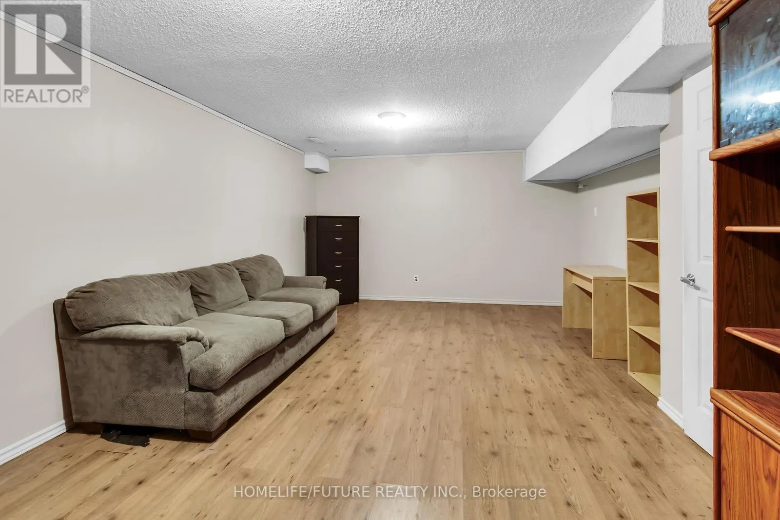 1757 SHADYBROOK DRIVE