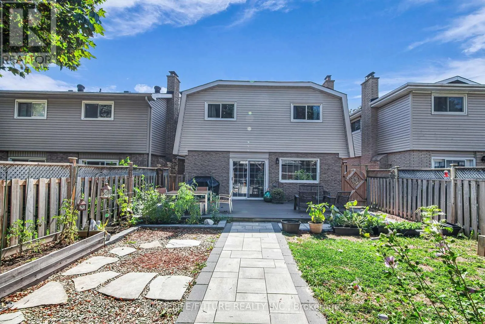 1757 SHADYBROOK DRIVE