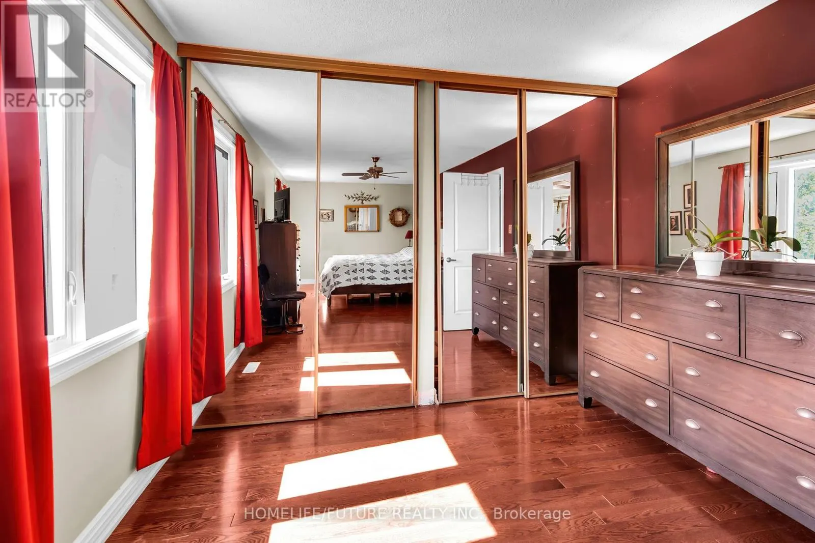 1757 SHADYBROOK DRIVE