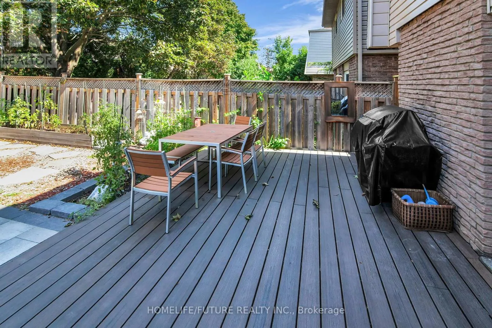 1757 SHADYBROOK DRIVE