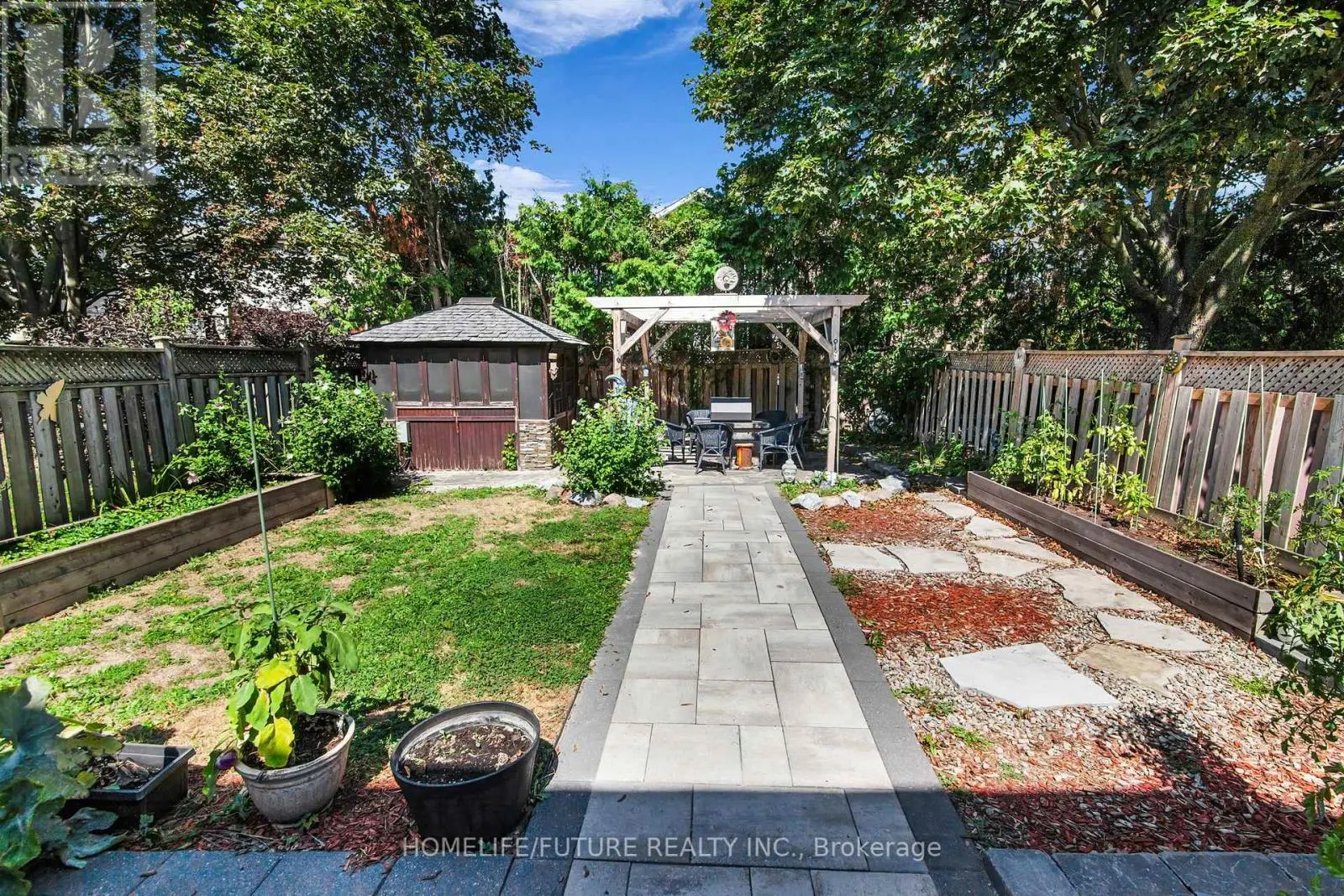 1757 SHADYBROOK DRIVE