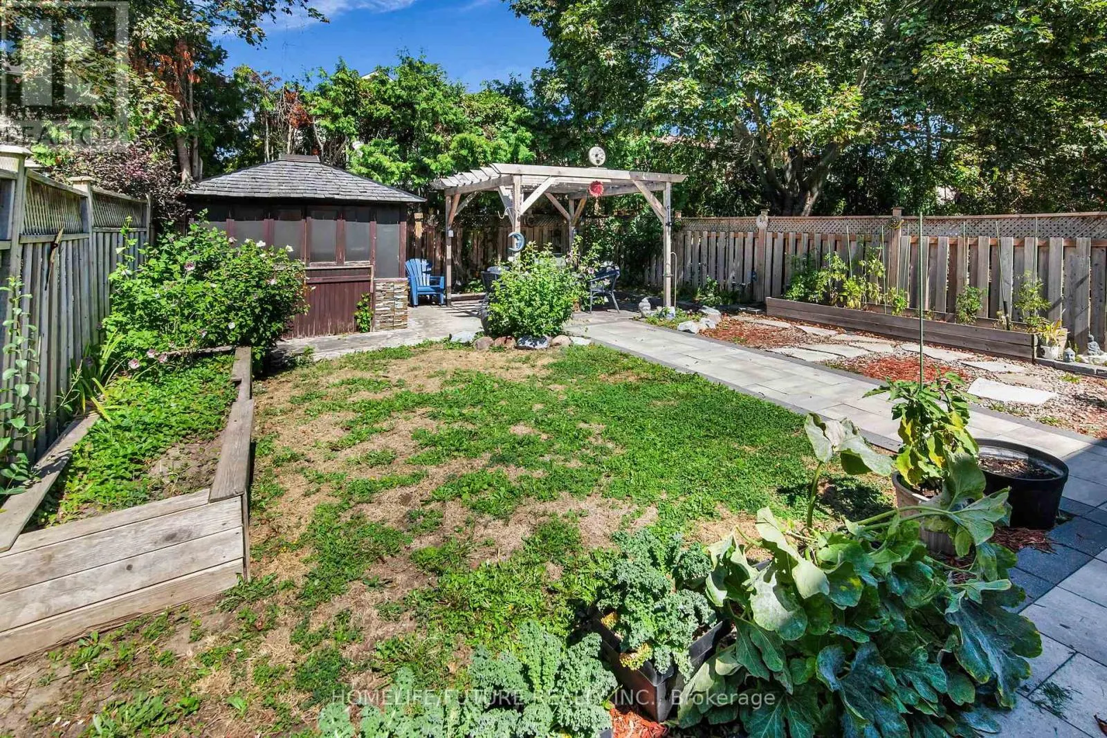 1757 SHADYBROOK DRIVE