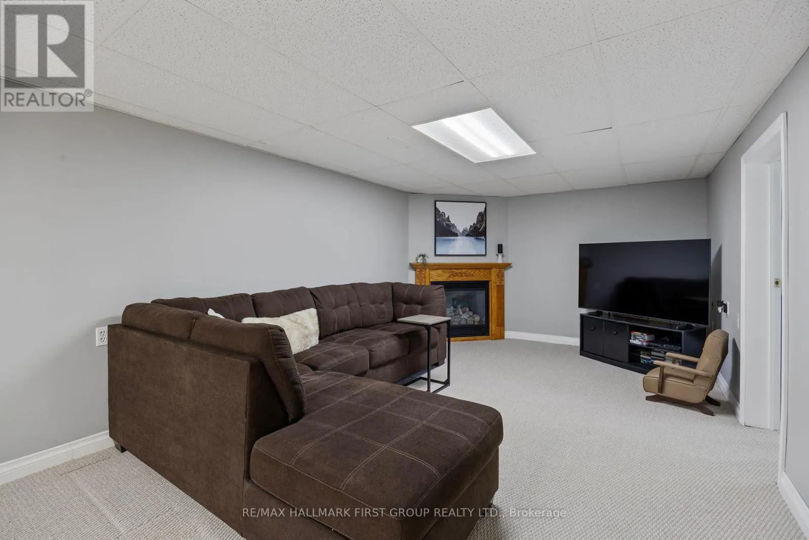 924 MCCULLOUGH DRIVE