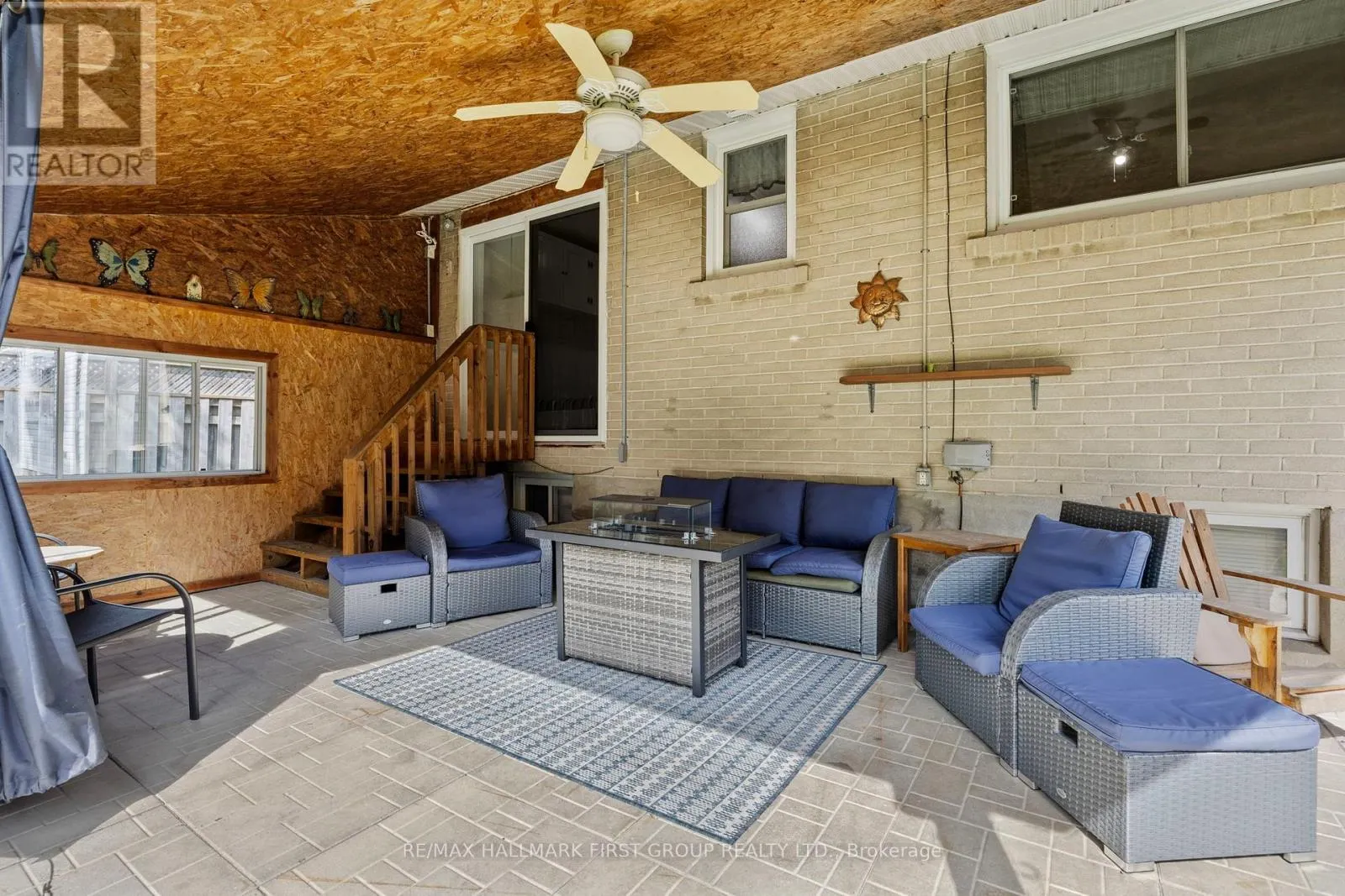 924 MCCULLOUGH DRIVE