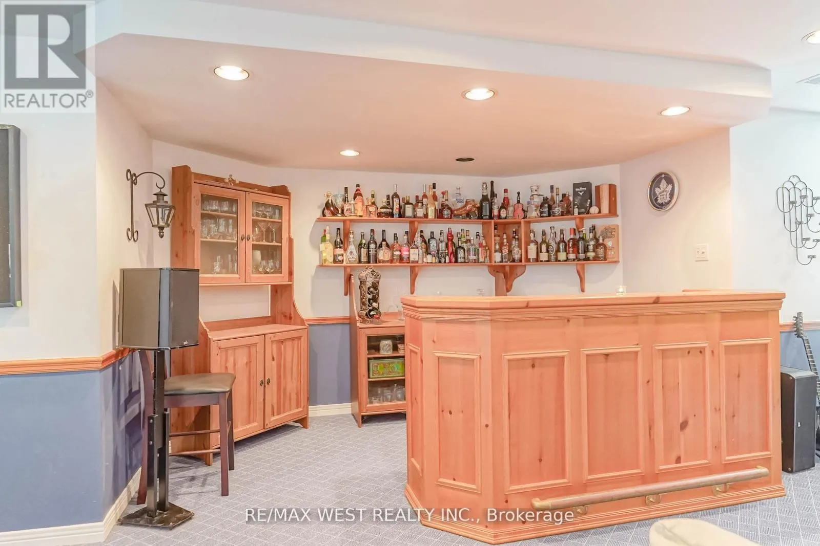 113 SANDCHERRY COURT