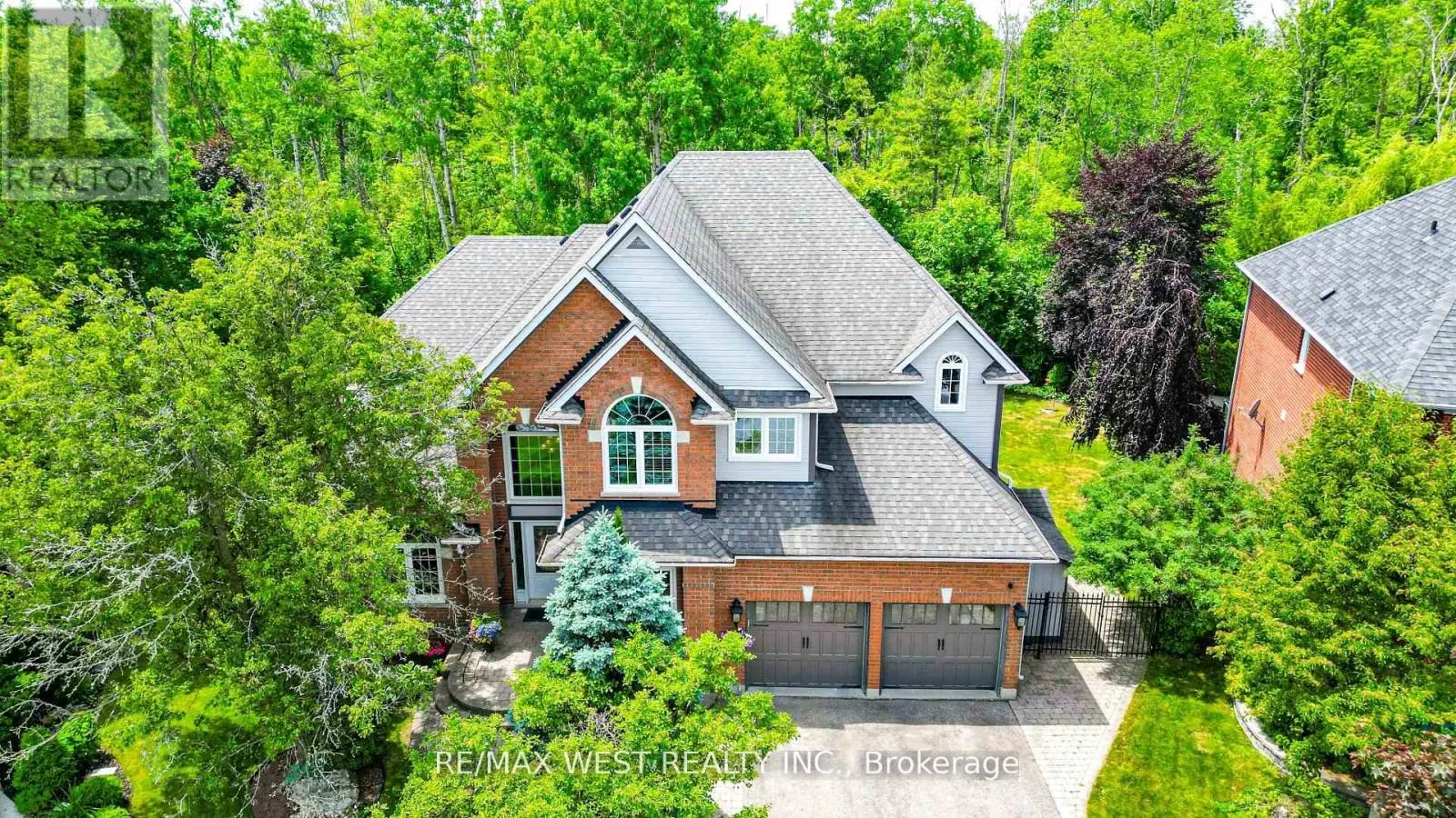 113 SANDCHERRY COURT