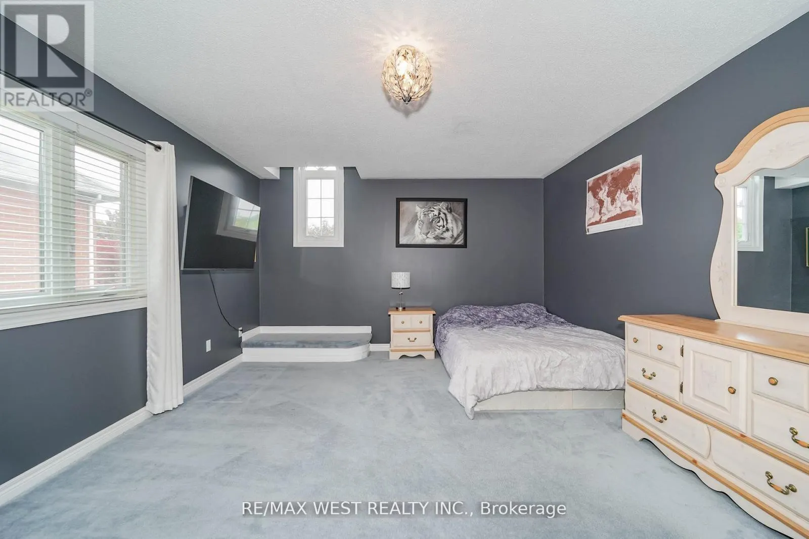113 SANDCHERRY COURT