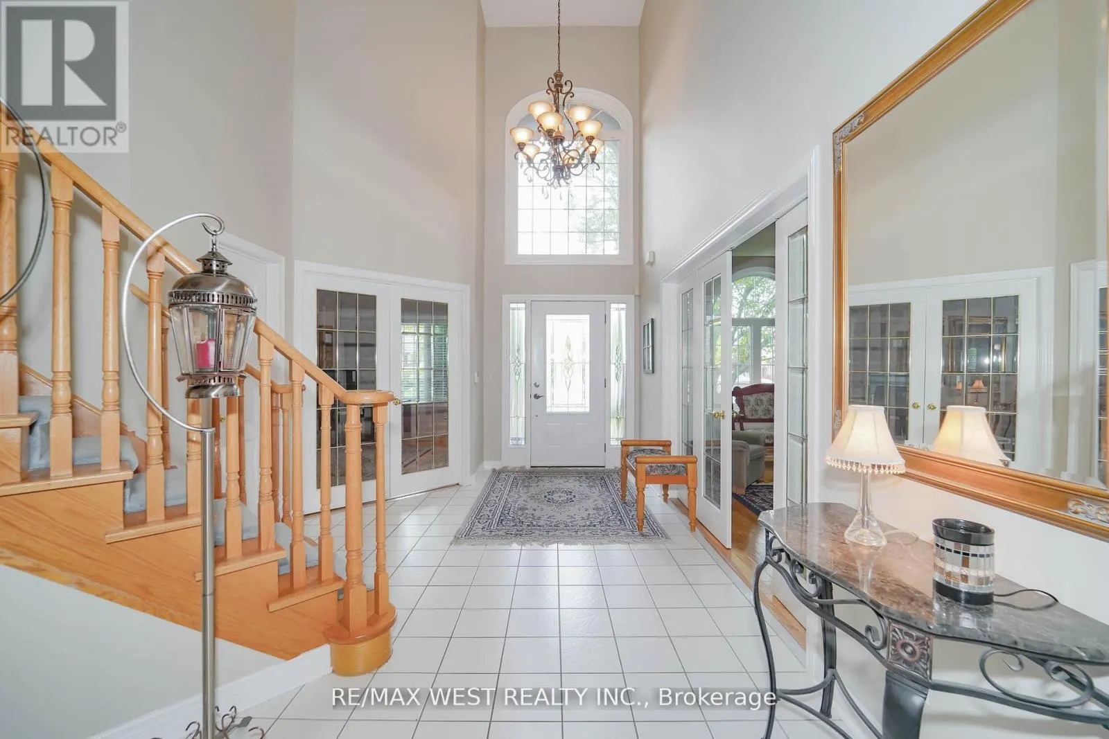 113 SANDCHERRY COURT