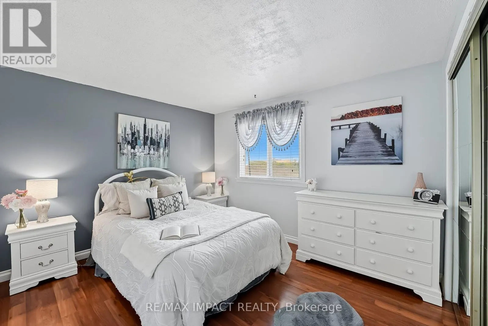 1506 FENELON CRESCENT