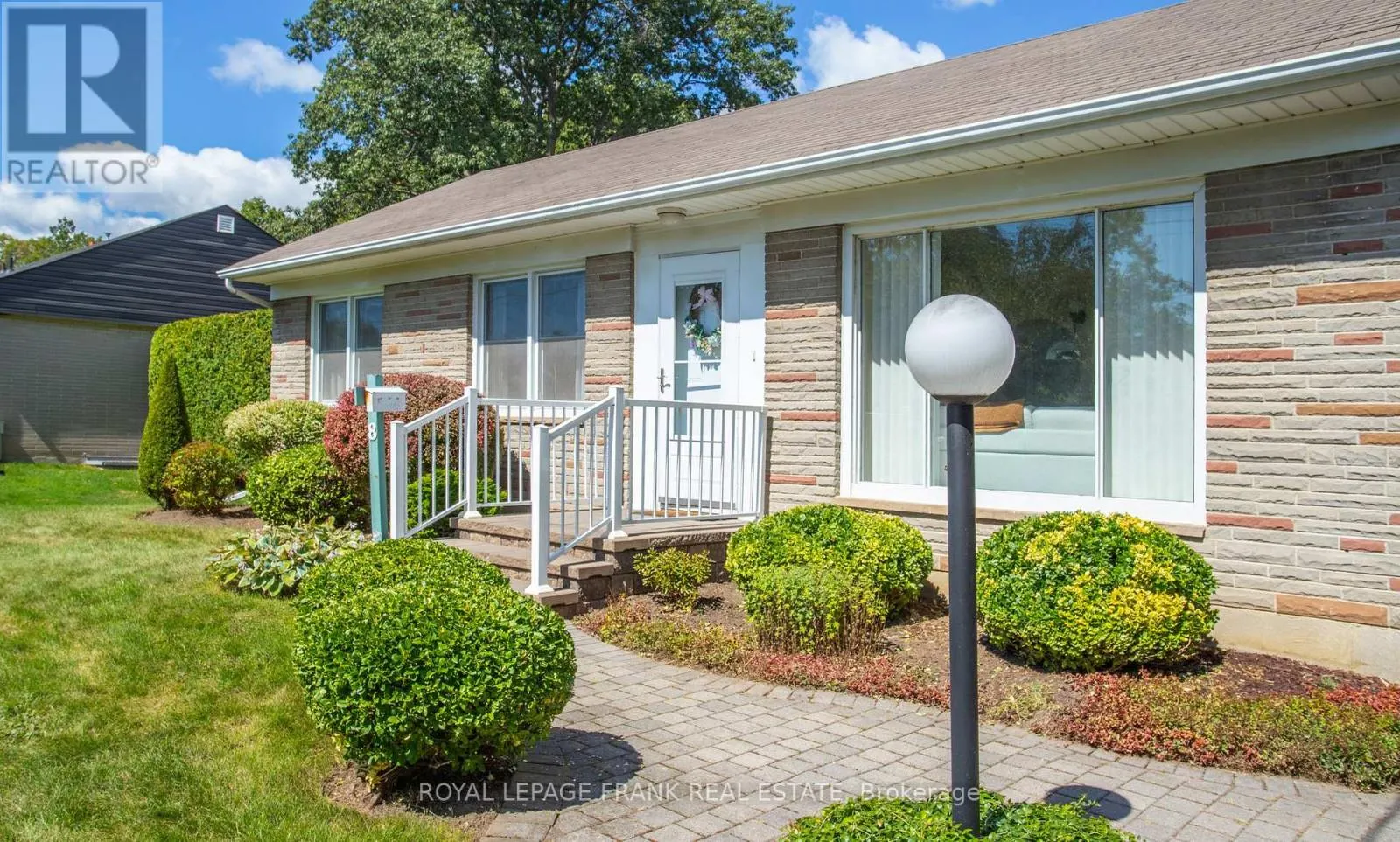8 EDSALL AVENUE