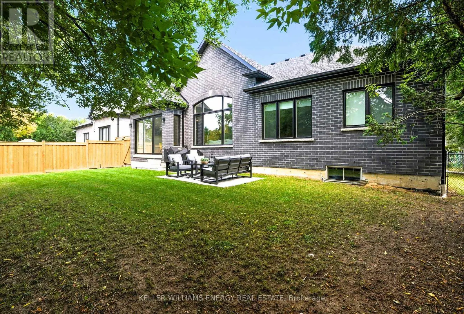56 MEADOW CRESCENT