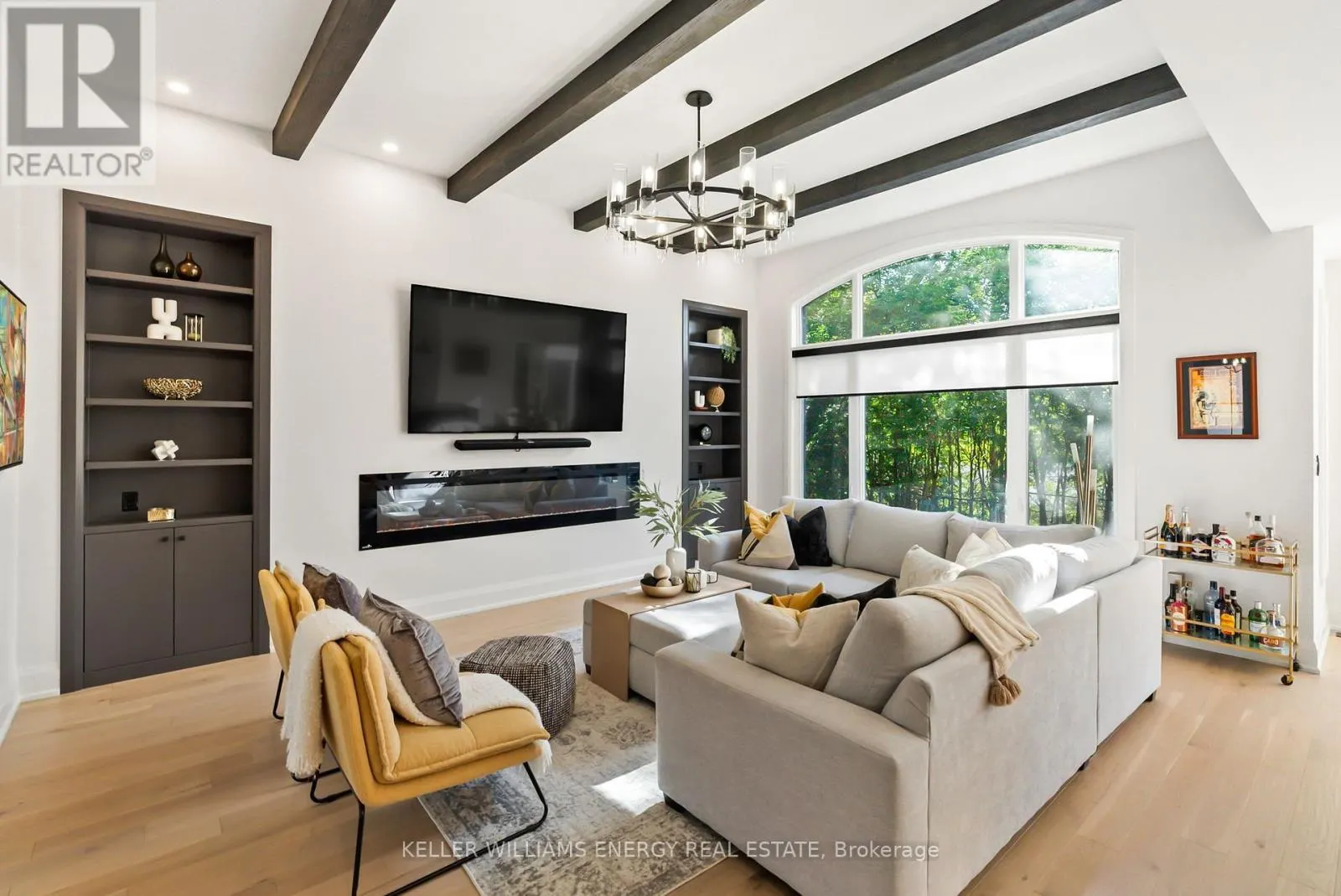 56 MEADOW CRESCENT