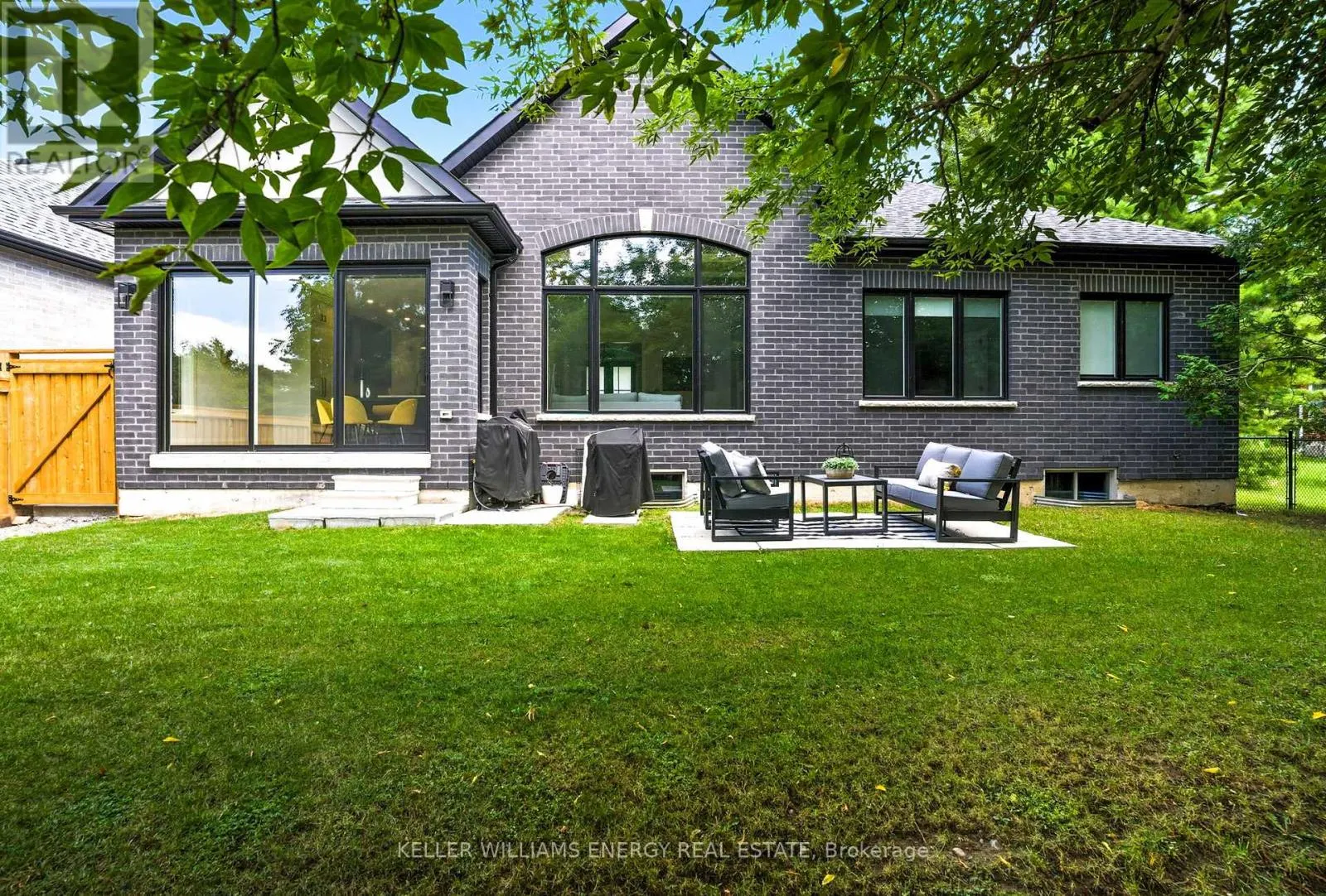 56 MEADOW CRESCENT