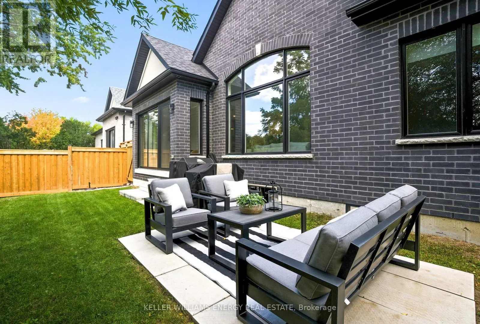 56 MEADOW CRESCENT