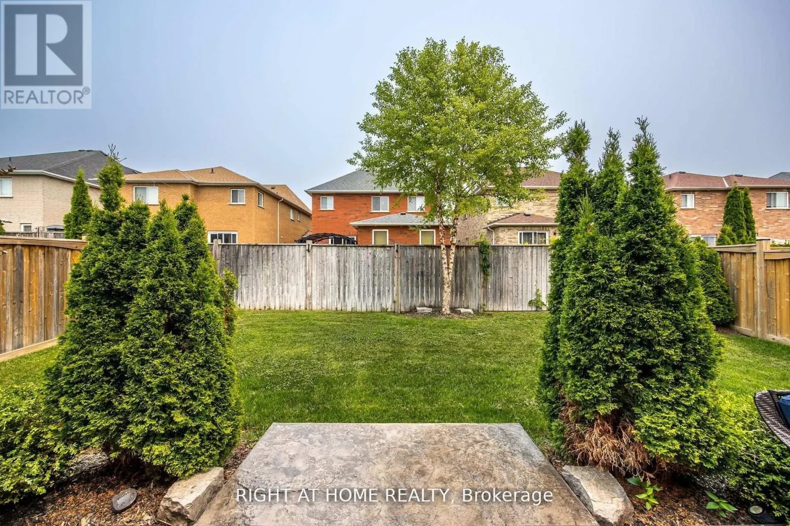25 CHARTERHOUSE DRIVE N