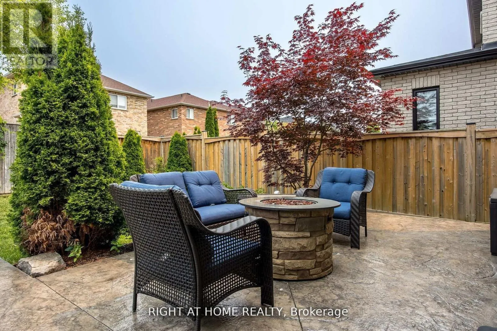 25 CHARTERHOUSE DRIVE N