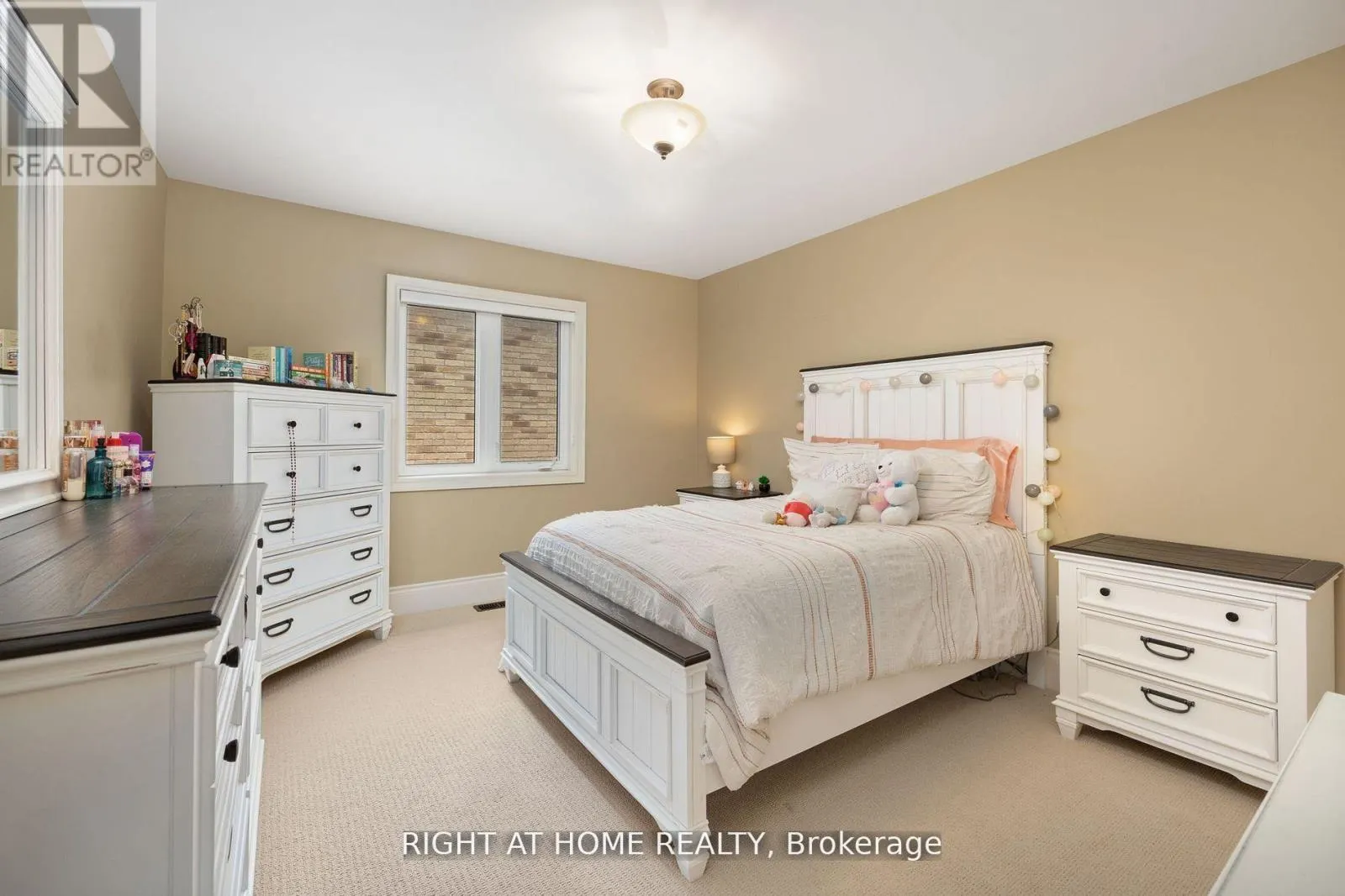 25 CHARTERHOUSE DRIVE N