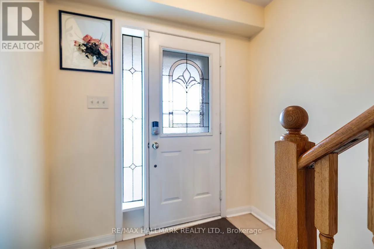 32 SAMANDRIA AVENUE