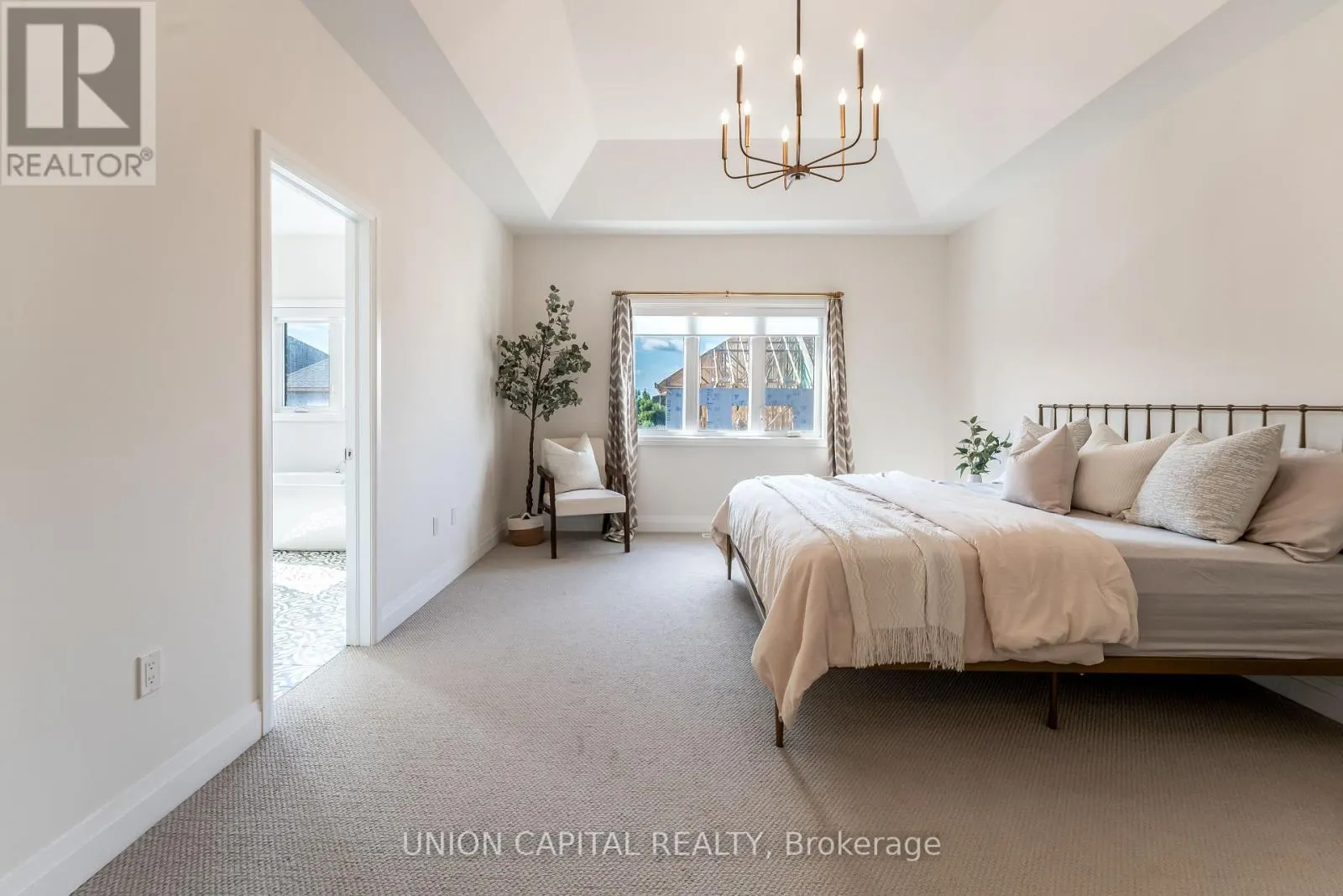 41 AUCKLAND DRIVE