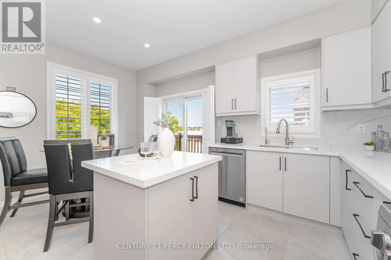 28 - 530 KINGSTON ROAD
