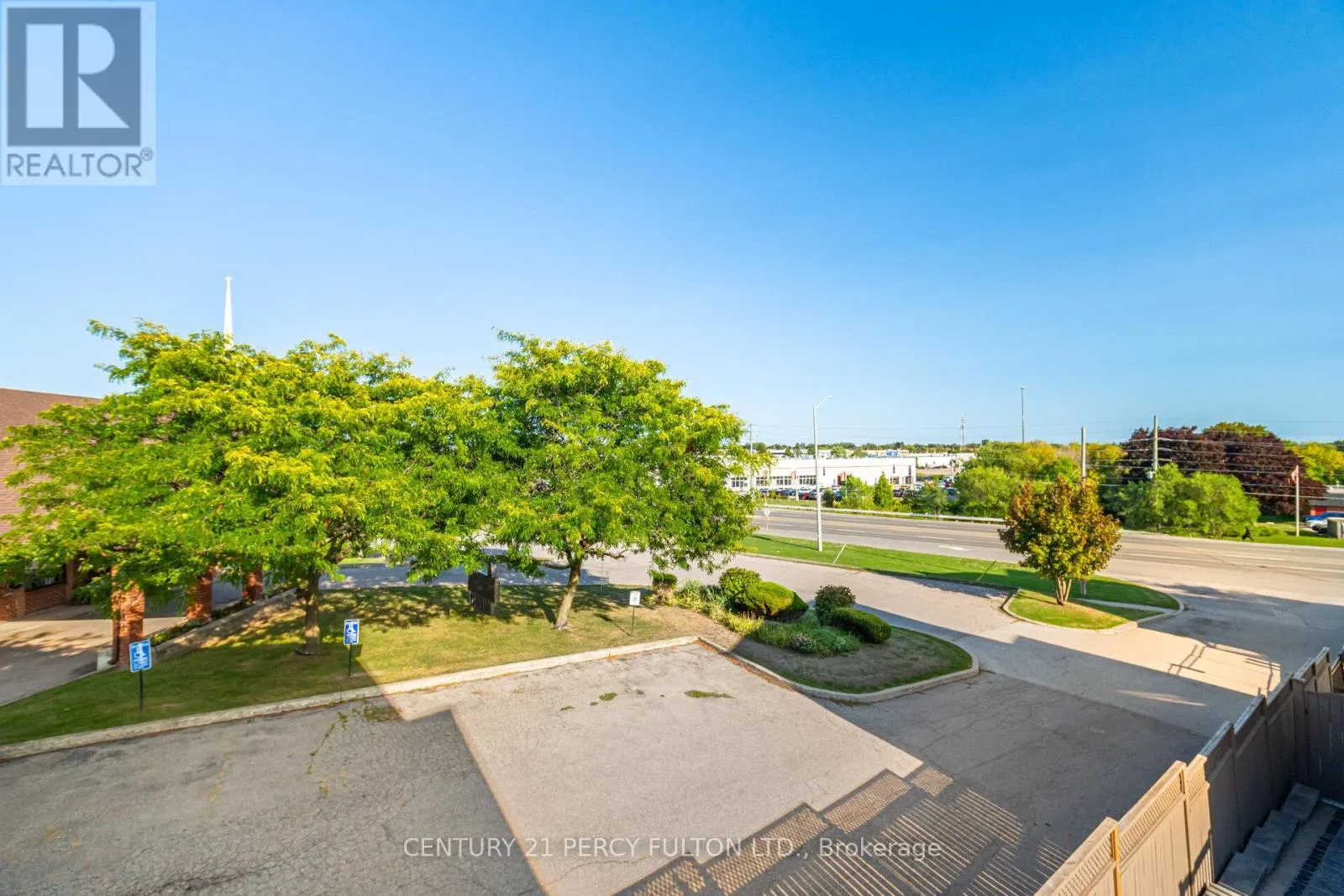 28 - 530 KINGSTON ROAD