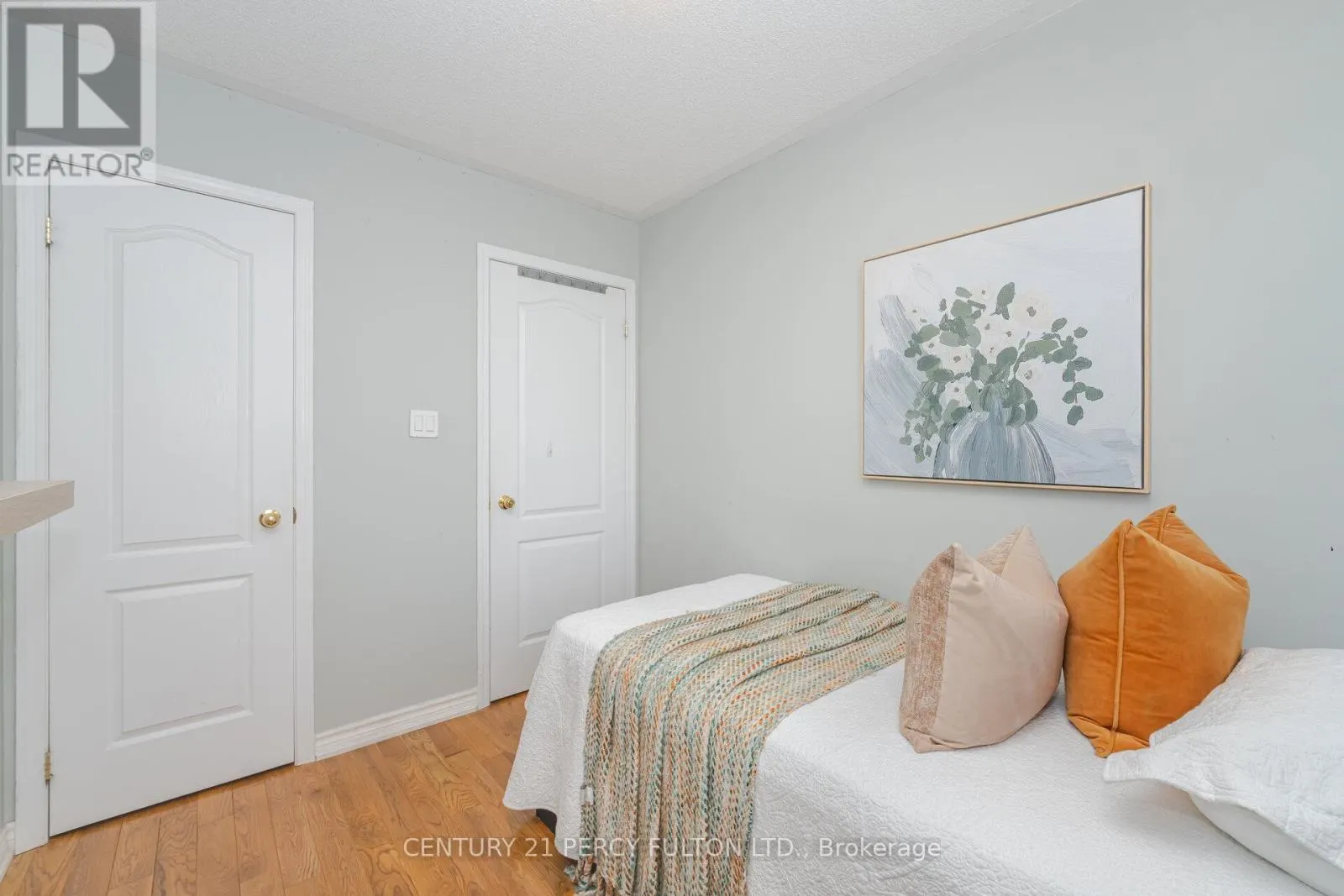 28 - 530 KINGSTON ROAD