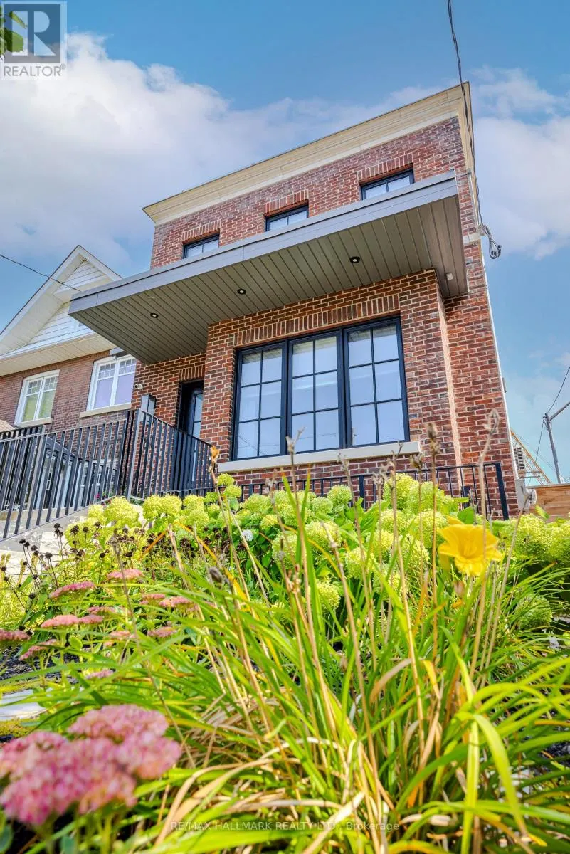 LOWER - 81 GOUGH AVENUE