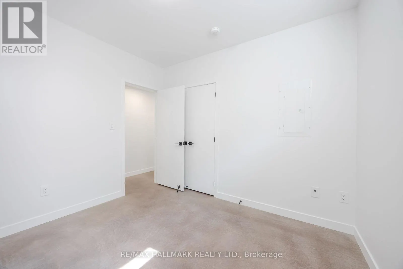 LOWER - 81 GOUGH AVENUE