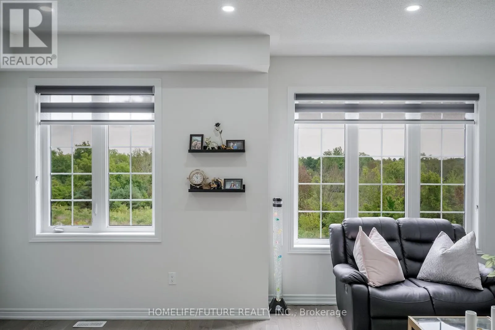 2626 DELPHINIUM TRAIL
