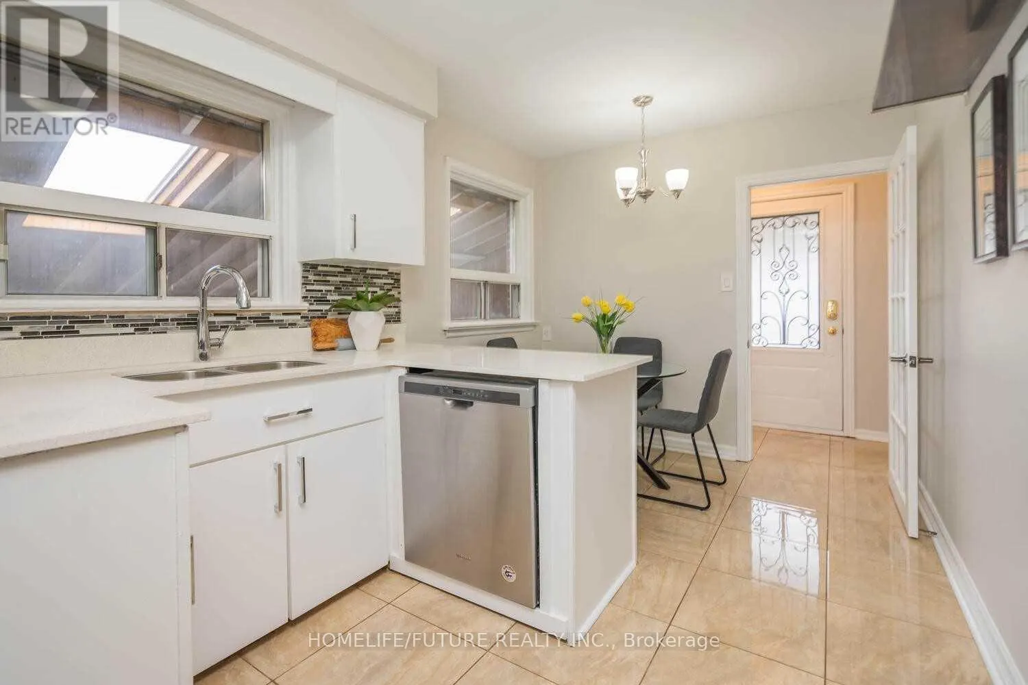 MAIN - 105 MOSSBANK DRIVE